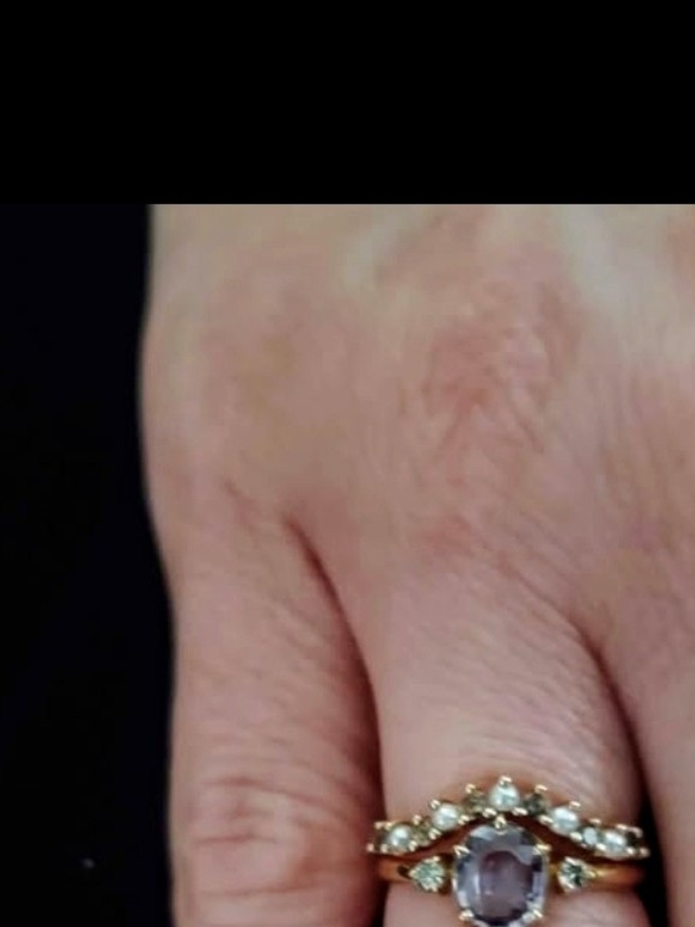 Custom wedding ring set